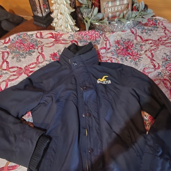Hollister zip up and snap jacket small - Picture 11 of 11